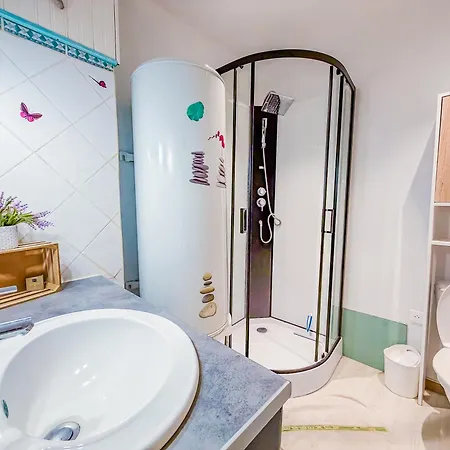 5 Personnes Centre D'agde Διαμέρισμα